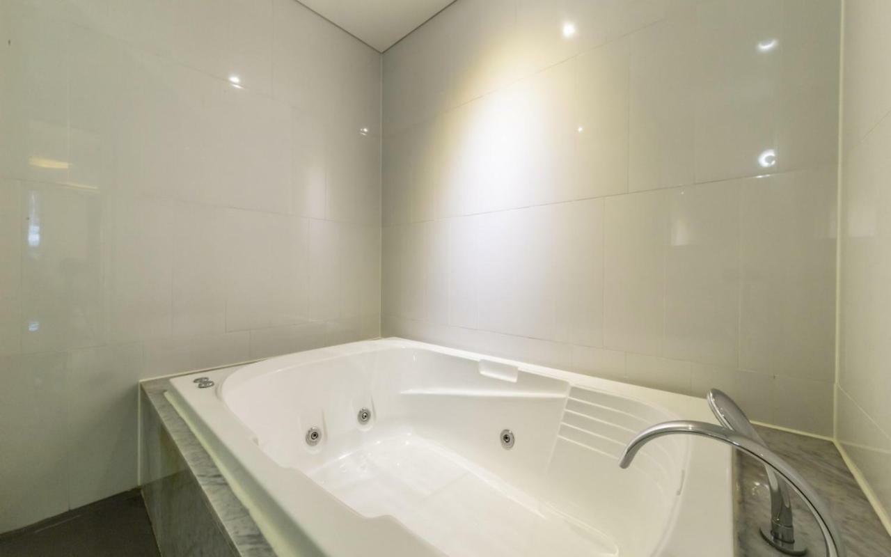Design Hotel Ddeul& Osan Екстериор снимка
