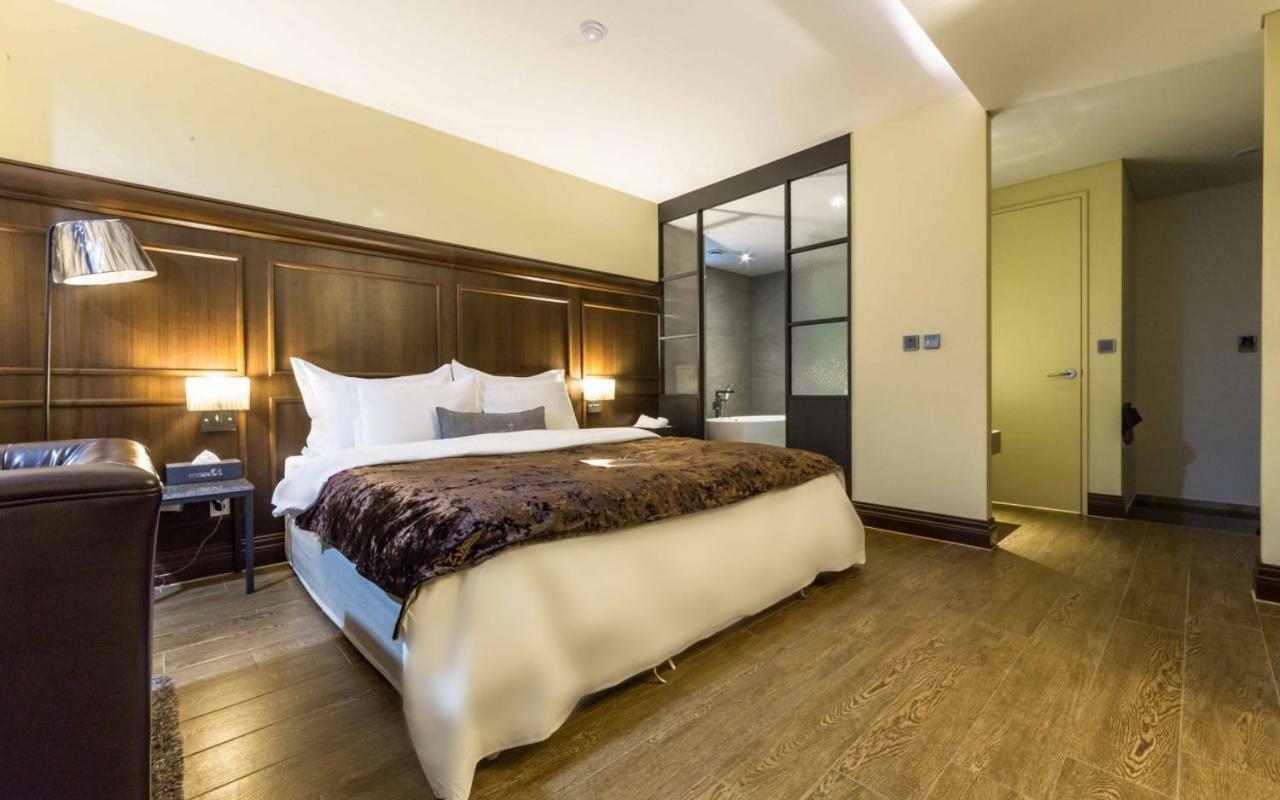 Design Hotel Ddeul& Osan Екстериор снимка